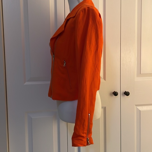 Karen Kane Women’s SZ S Orange Fully Lined Zip Blazer - Picture 3 of 16